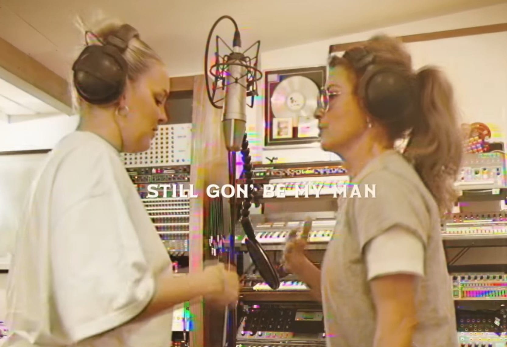 Anne-Marie & Shania Twain