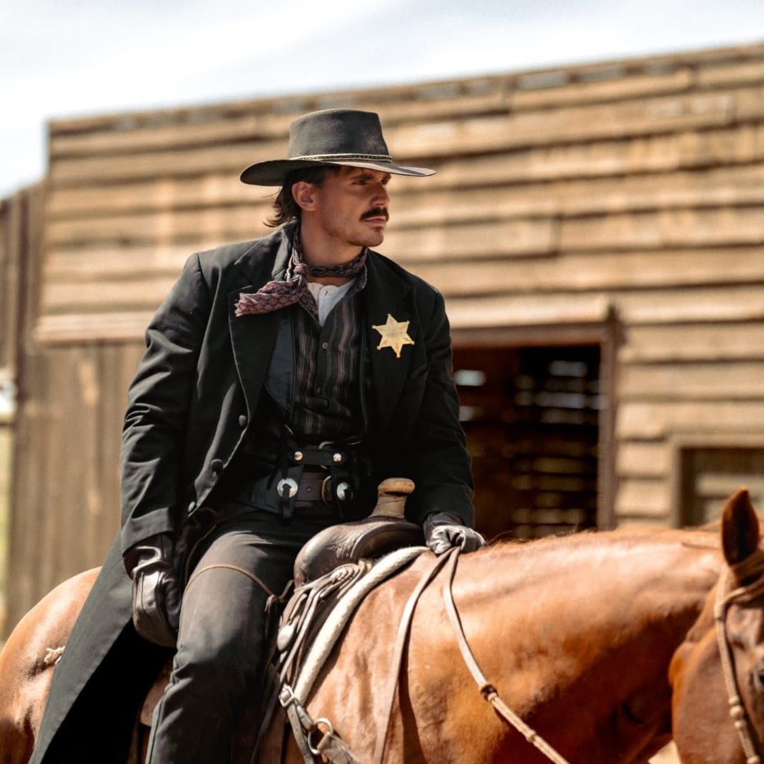 tucker wetmore brunette tour press photo copy